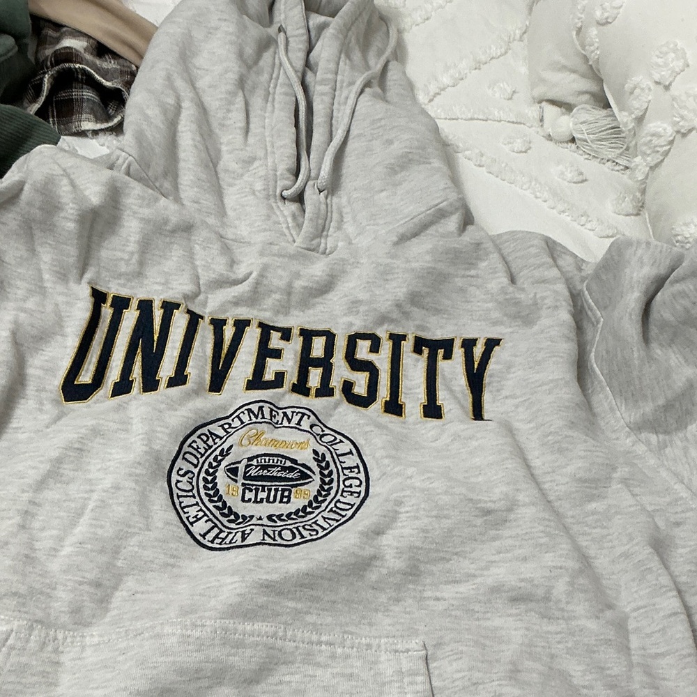 Oversized grey hoodie